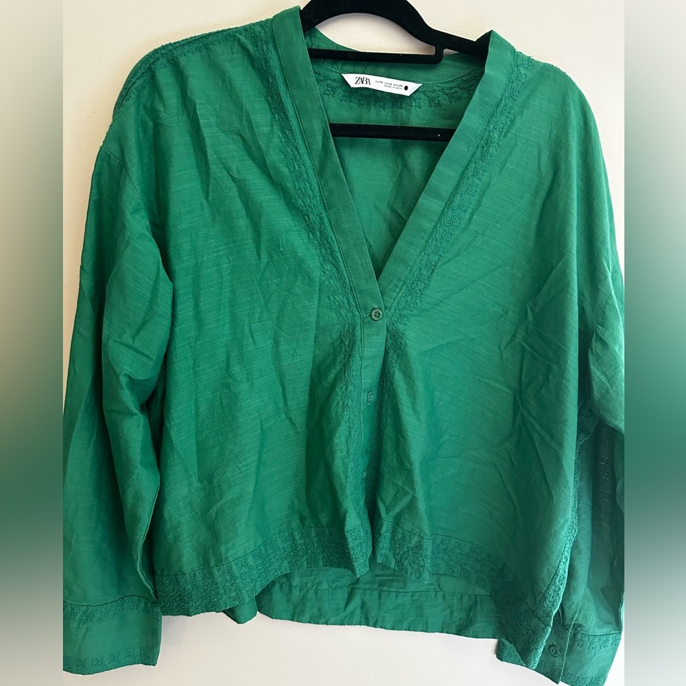 Zara Green V-Neck Relaxed Blouse